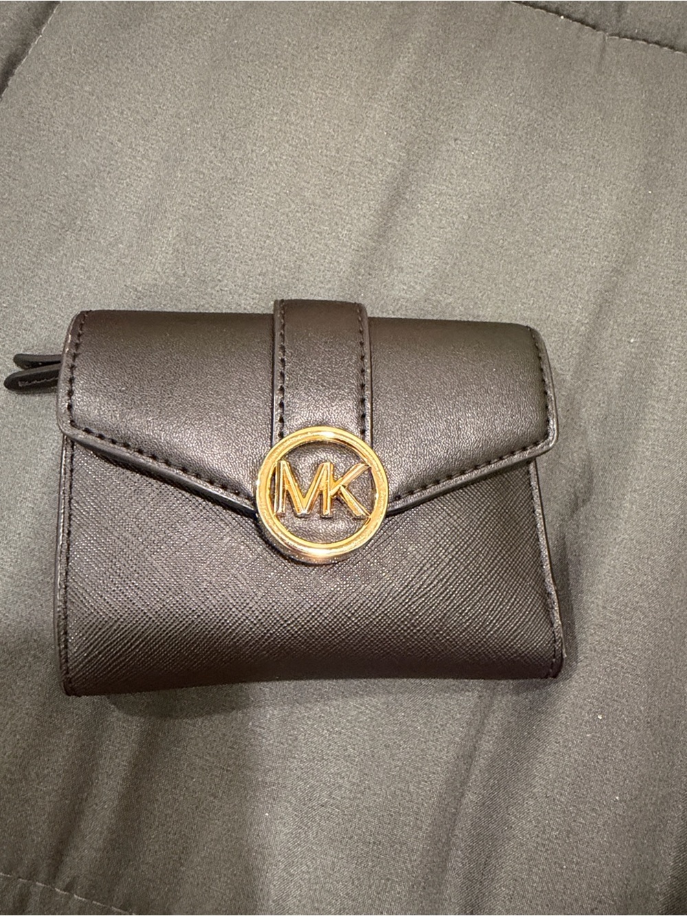 Michael Kors Carmen small wallet Black leather Gold MK logo